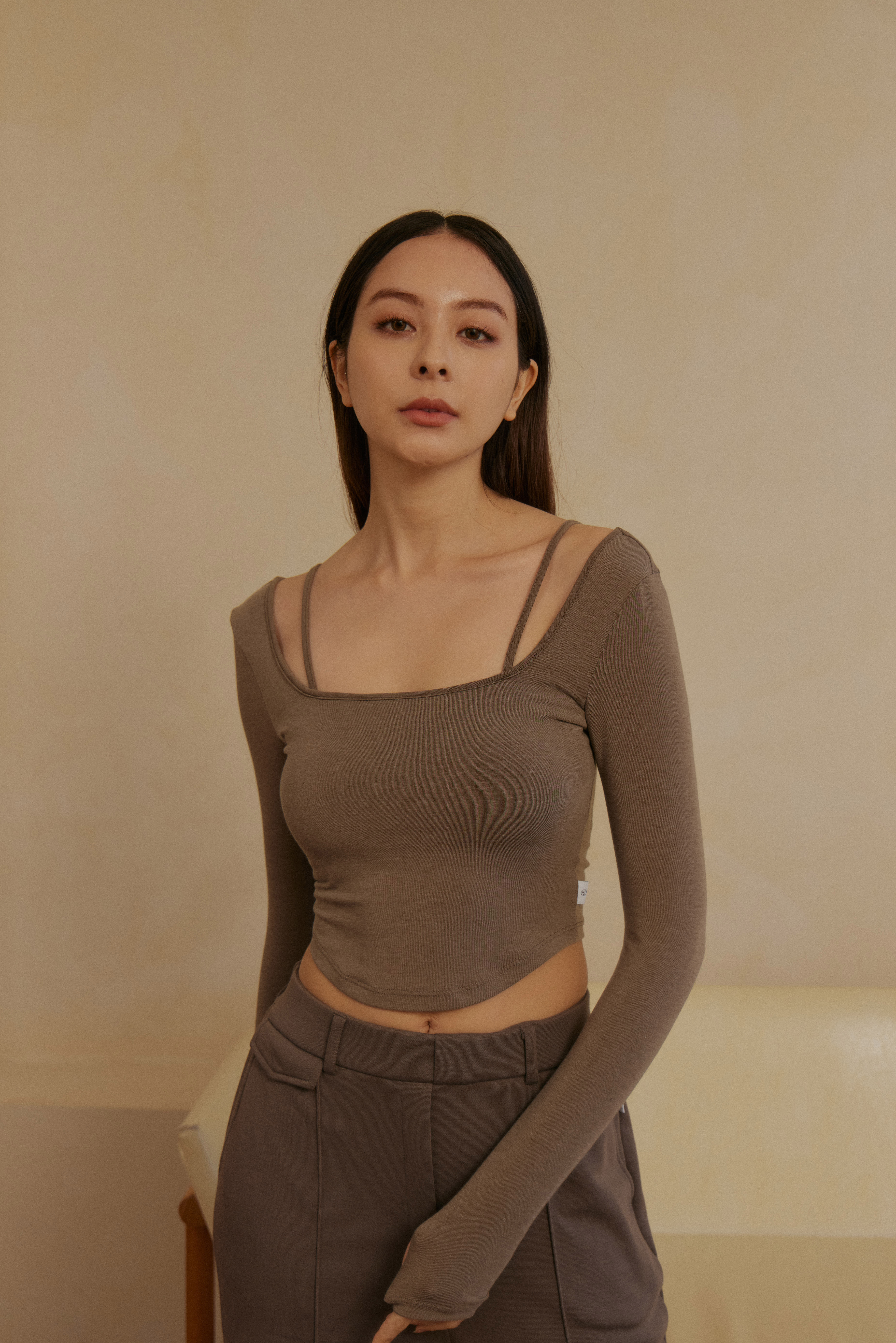 下擺圓弧方領Bra Top- 咖啡