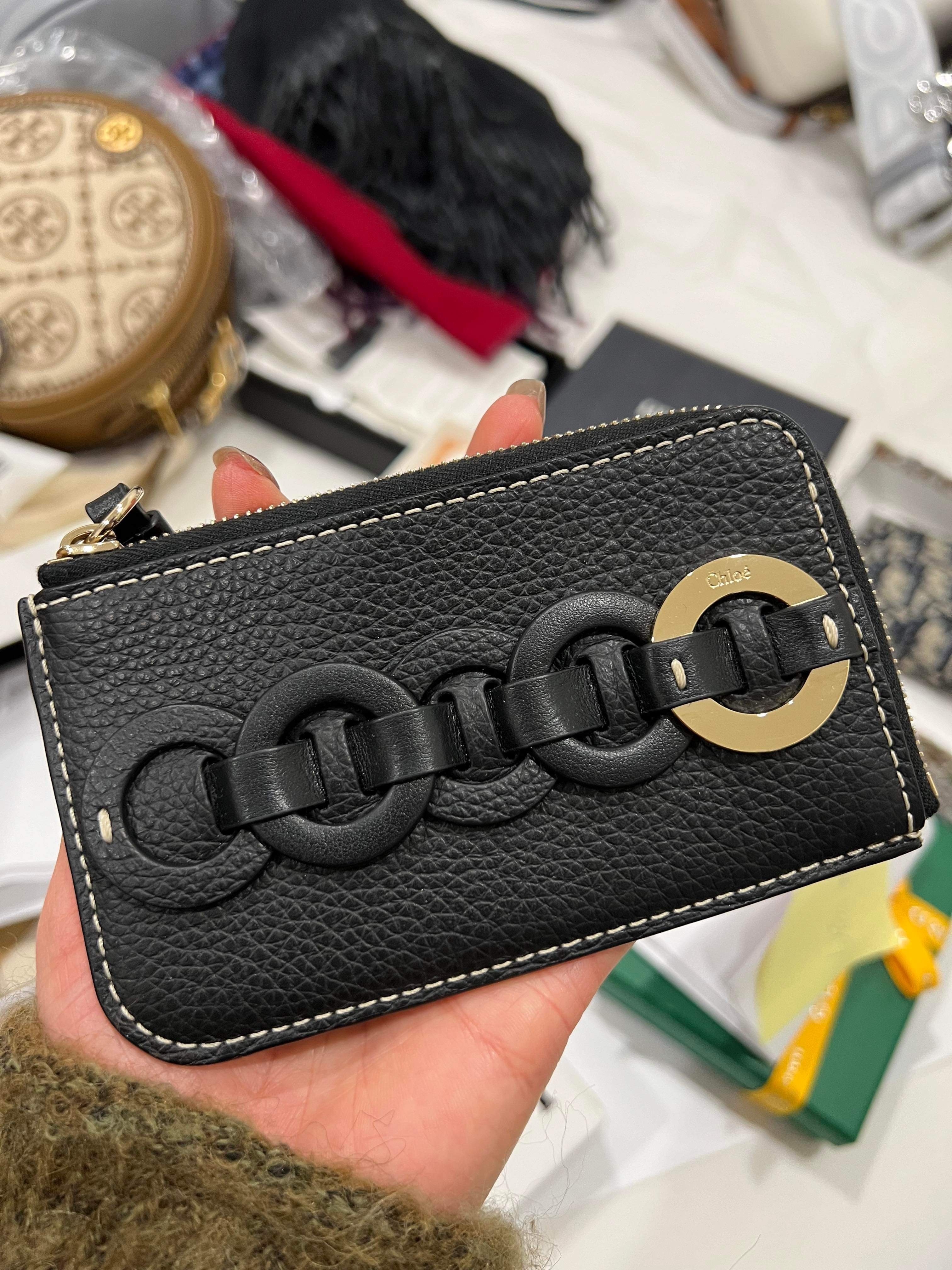 Chloe zip card case