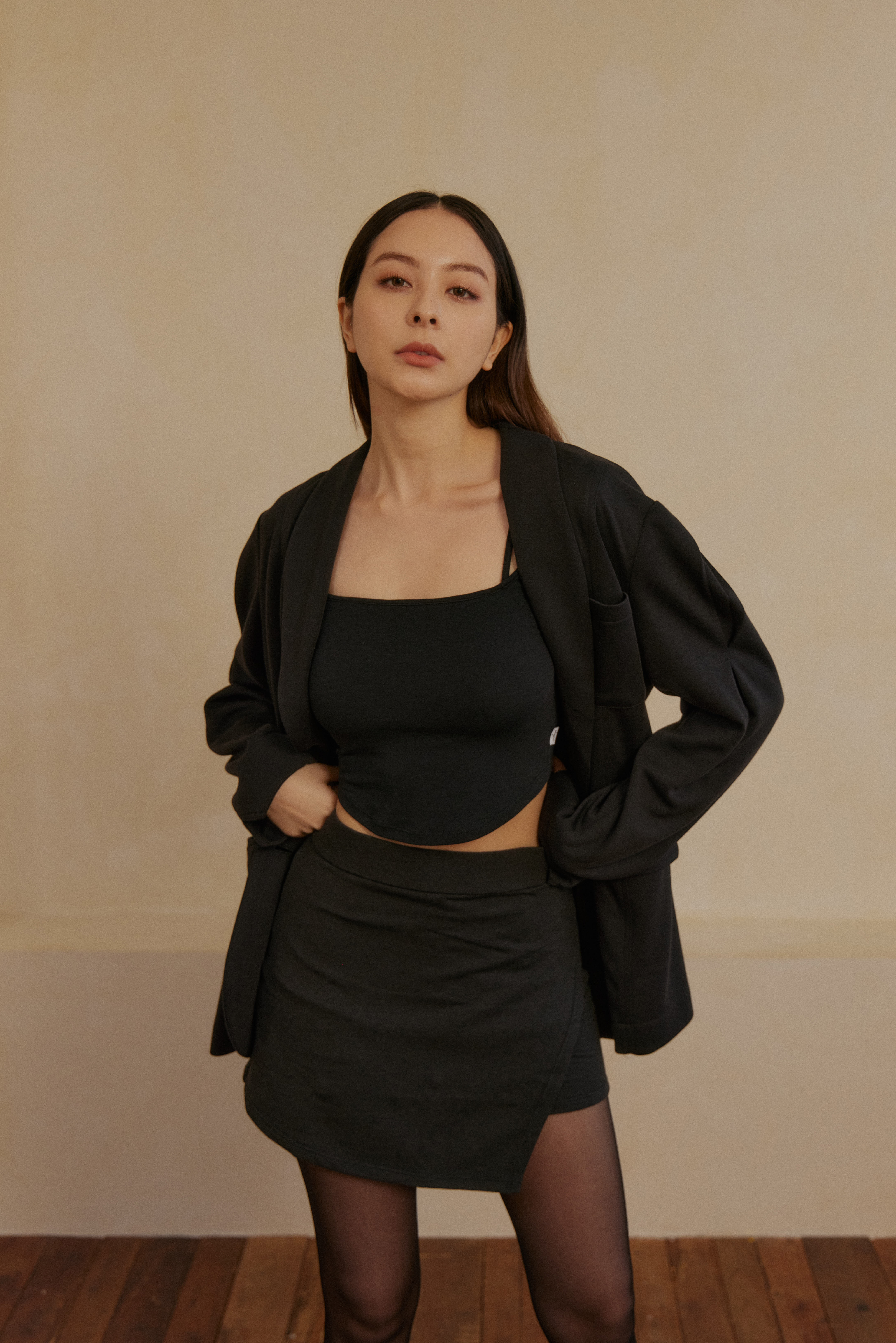 袖打摺寬鬆西裝外套- 黑