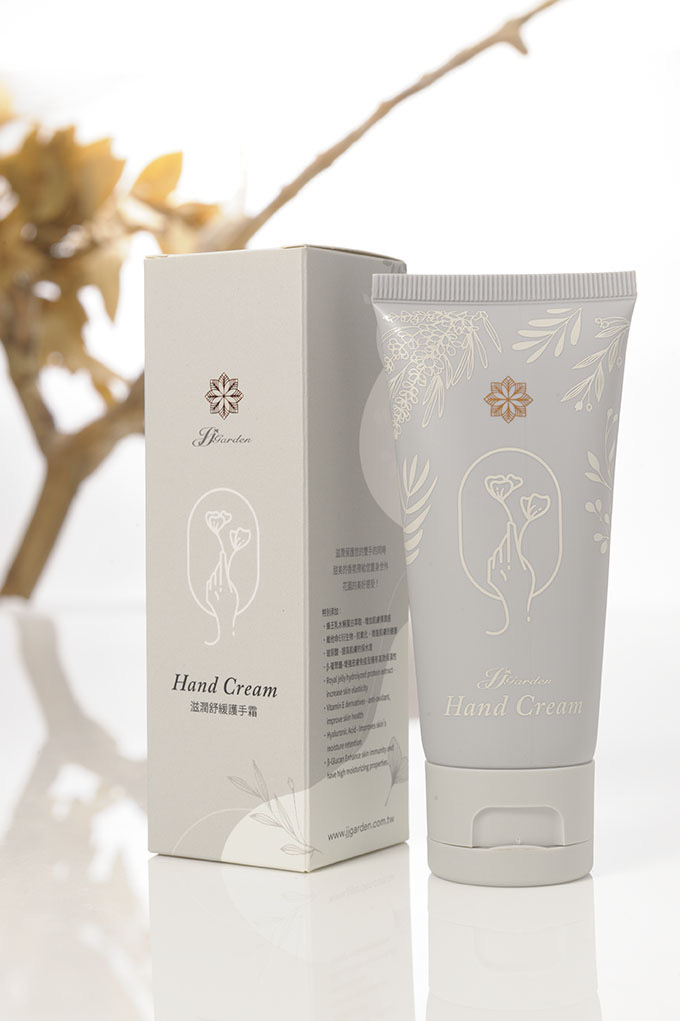 Moisturizing Hand Cream 簡約灰-輕盈保濕護手霜（黑醋栗）50ml