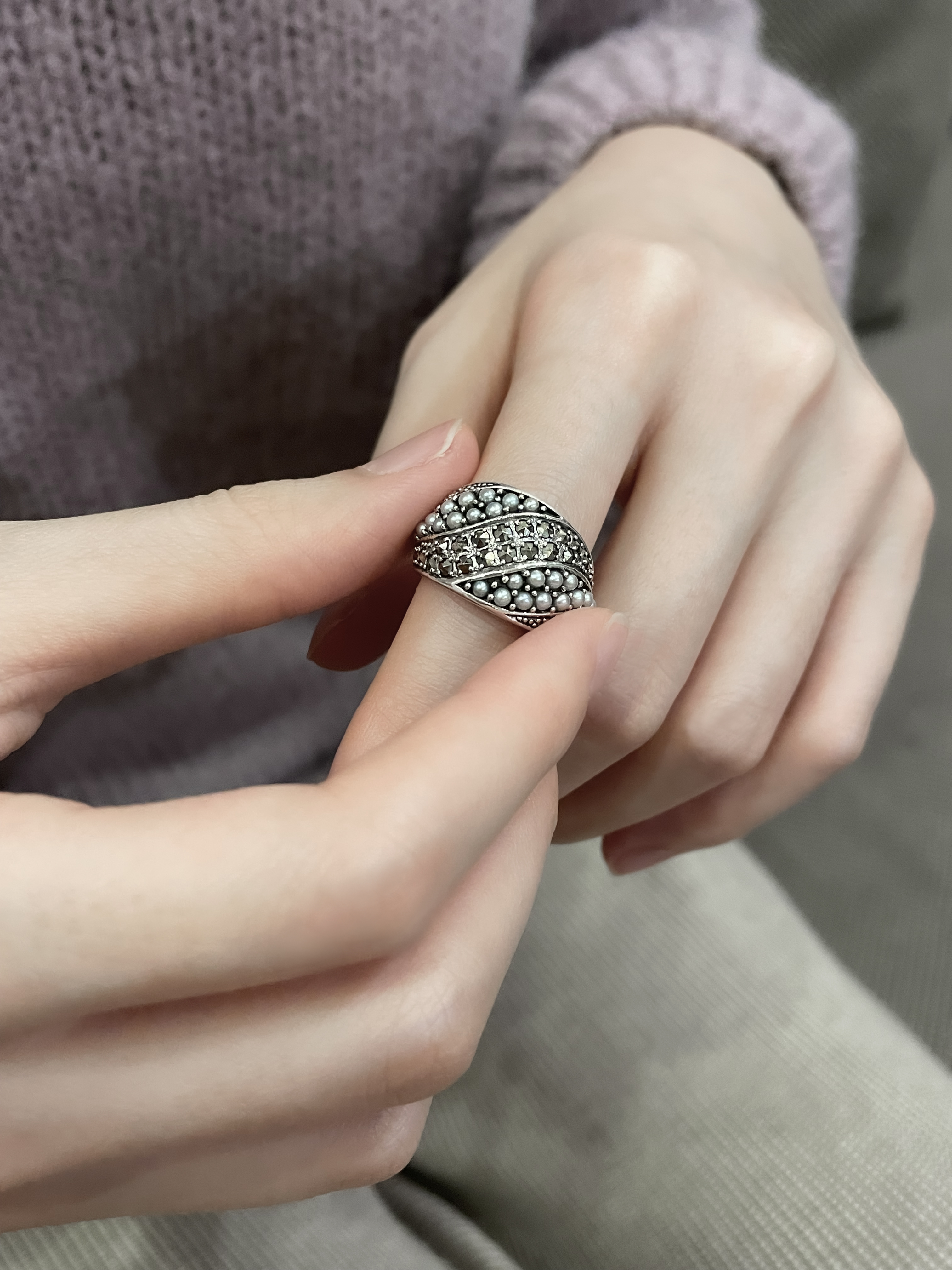 珍珠豆仁戒指OP1093