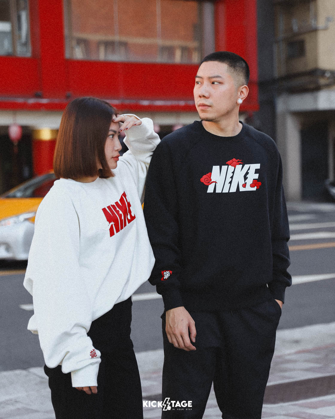 *特價商品售出不退換*男女款 NIKE CNY SWEATER 紅色 白色 黑色 龍年 新年 祥雲 大LOGO 長袖 大學T【FZ6374】NKDRAGON