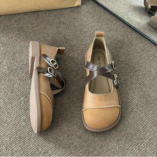 cross buckle round toe flats