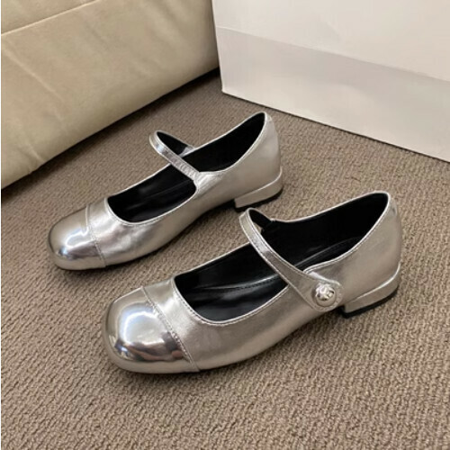 Soft-soled French low-heeled shoes
