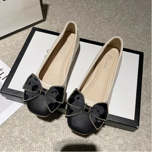 Square toe low heel French shoes