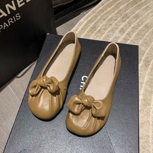 Flat bow beanie shoes