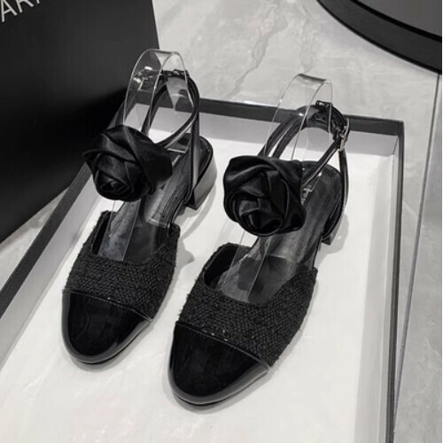 Color block flower one-button chunky heel shoes
