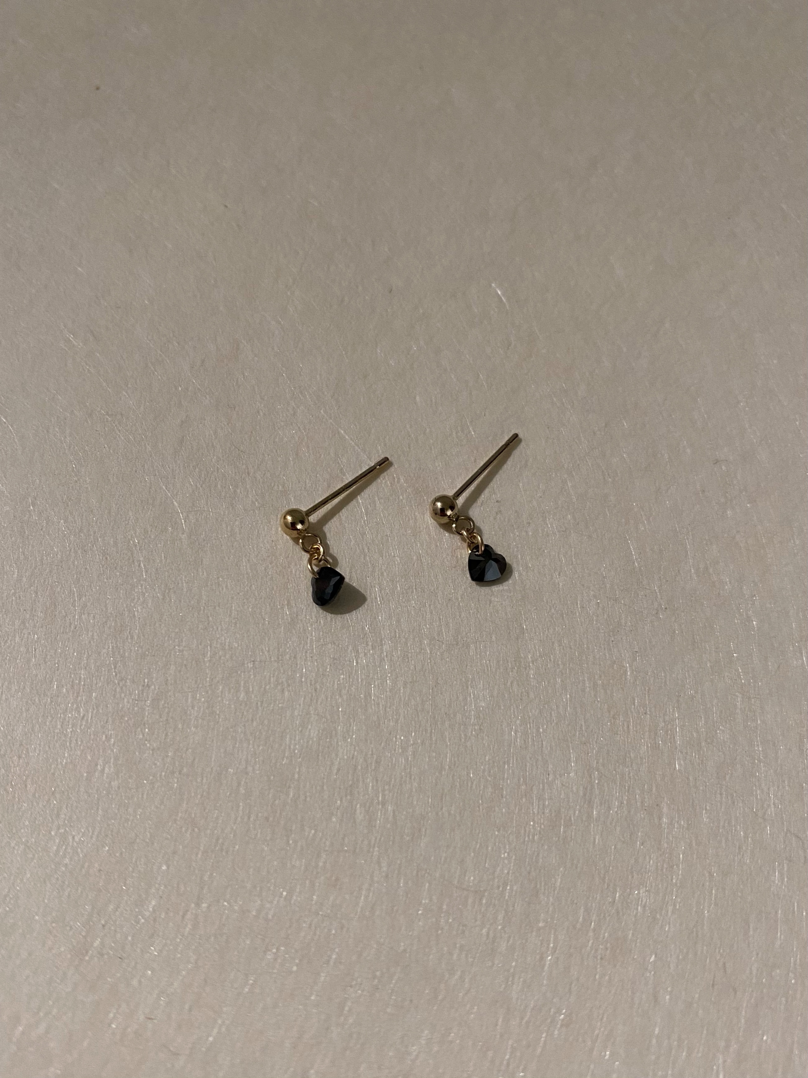 小愛心鋯石耳環(黑)