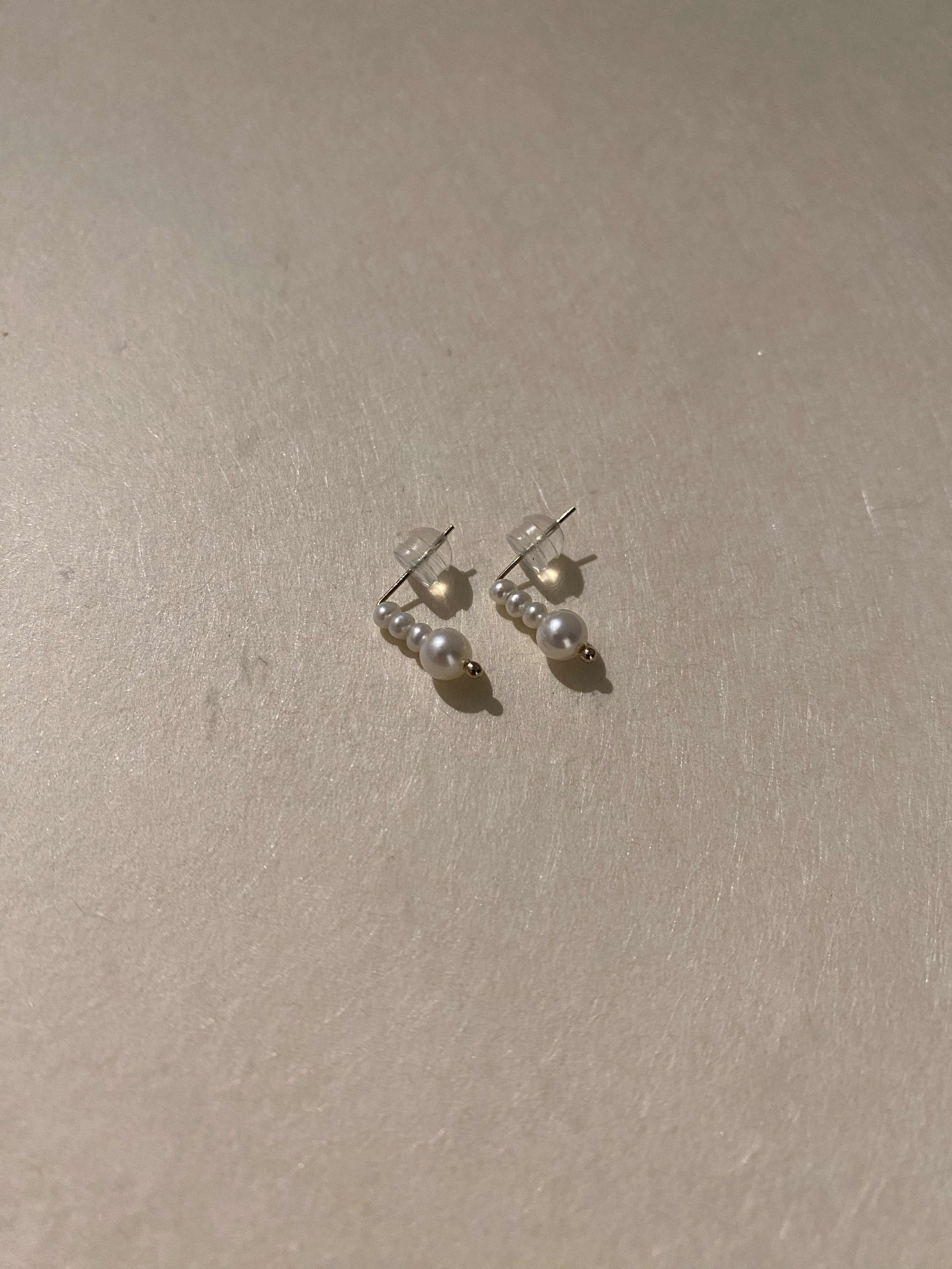 L型 燈泡珍珠耳環