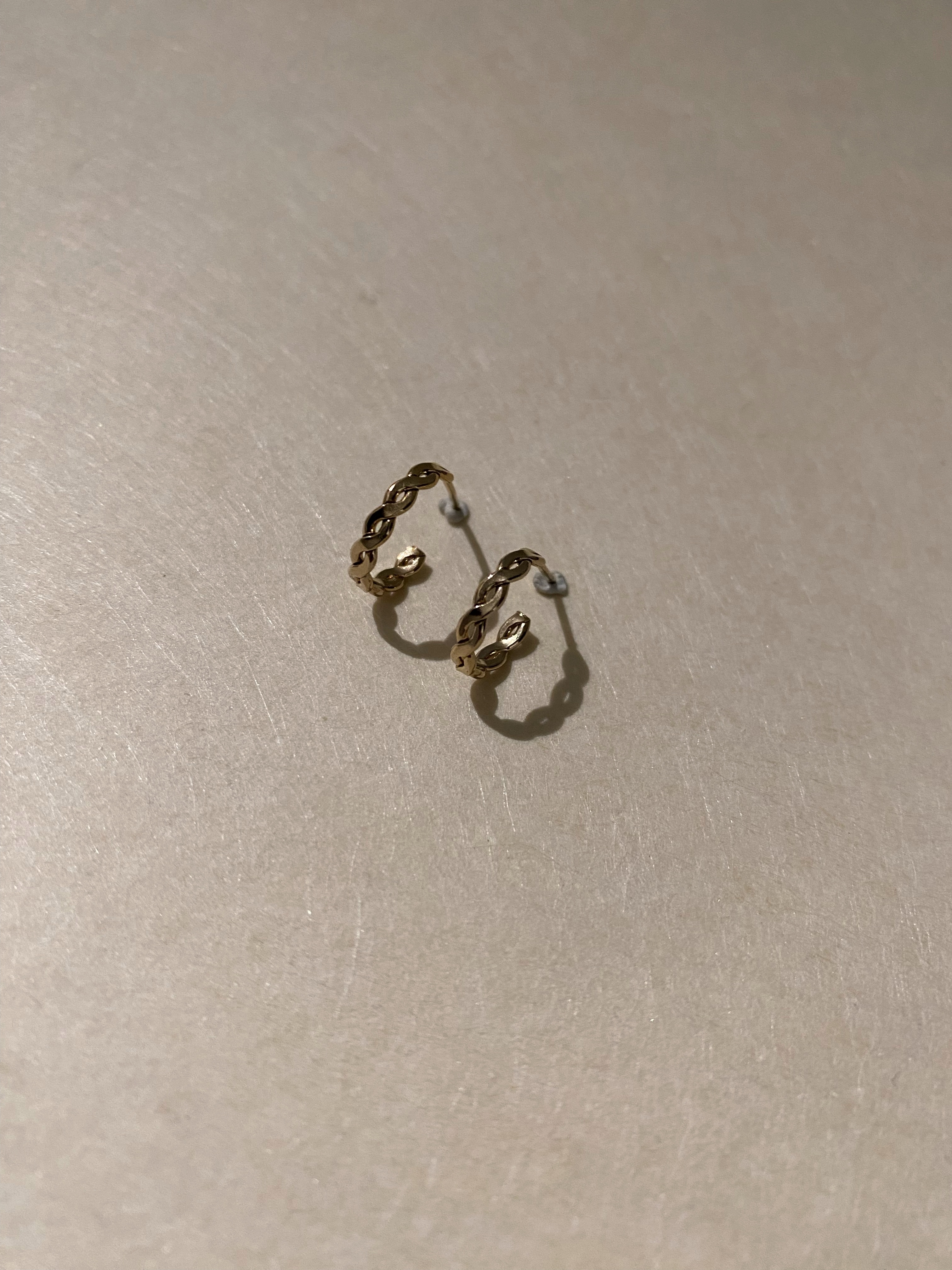 C型 扁麻花耳環