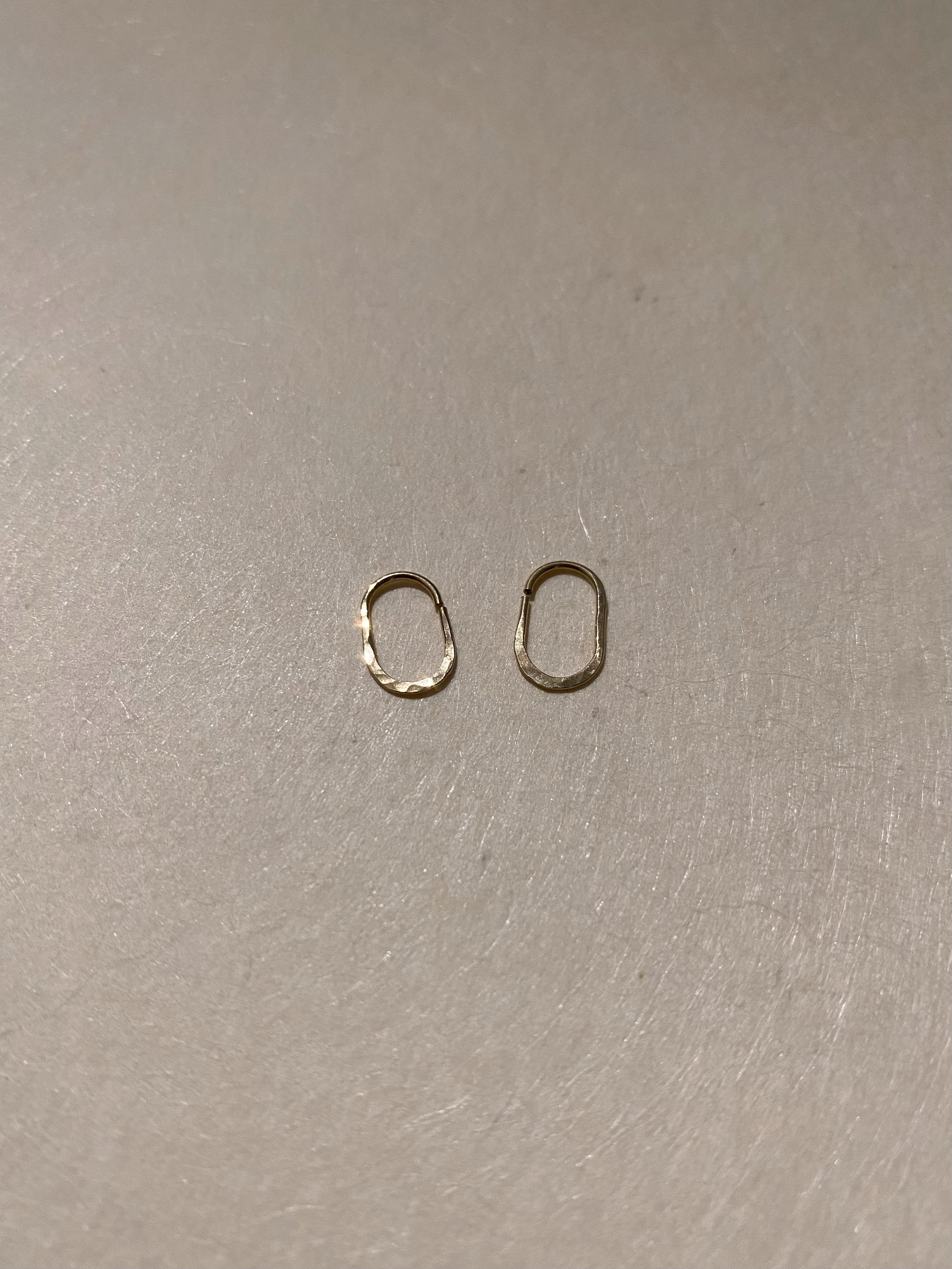 法式橢圓敲拓耳環