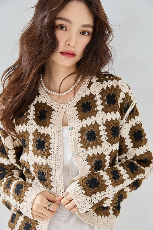 拼色方塊鈎花針織外套 兩色