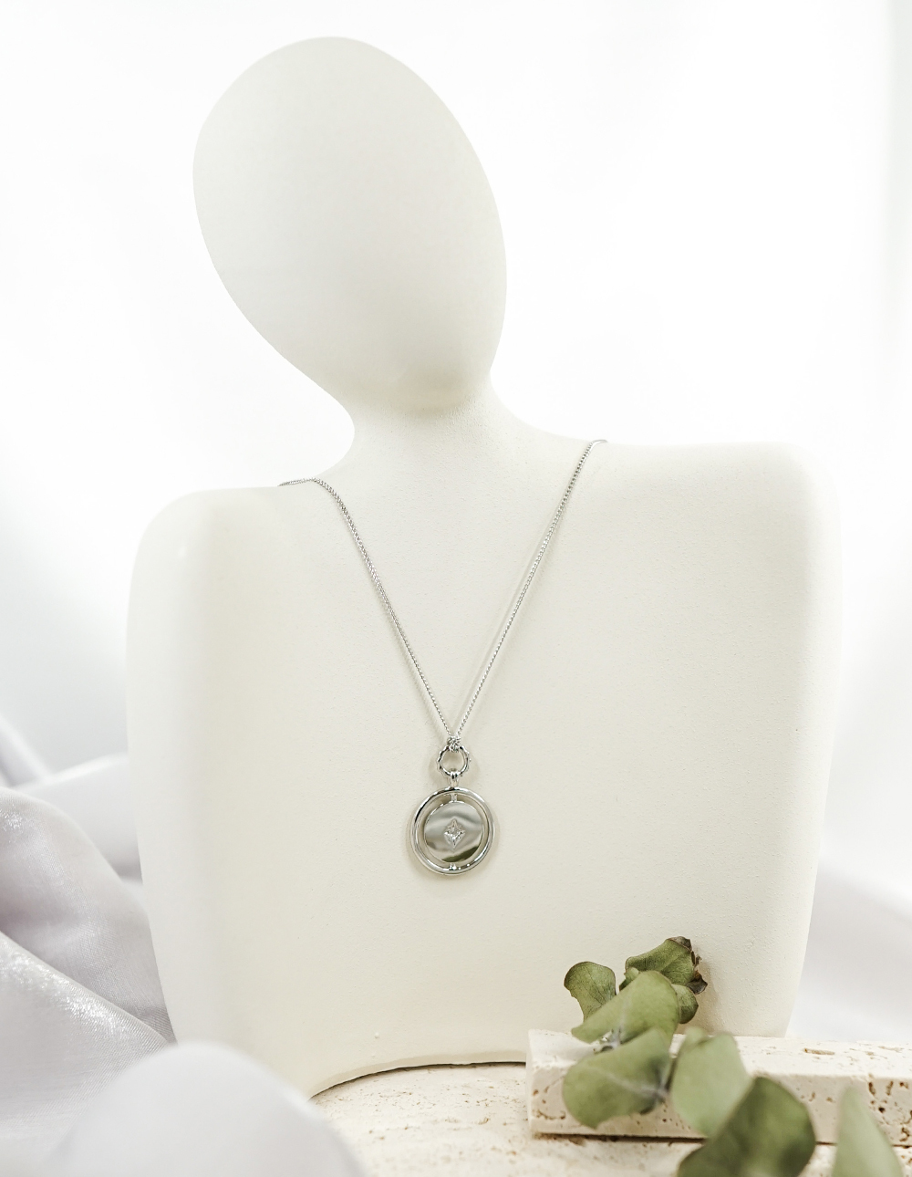 925 純銀星芒圓牌項鍊