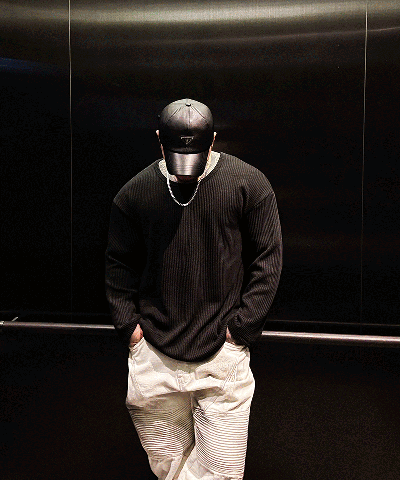 寬鬆豎條紋U領長袖T恤