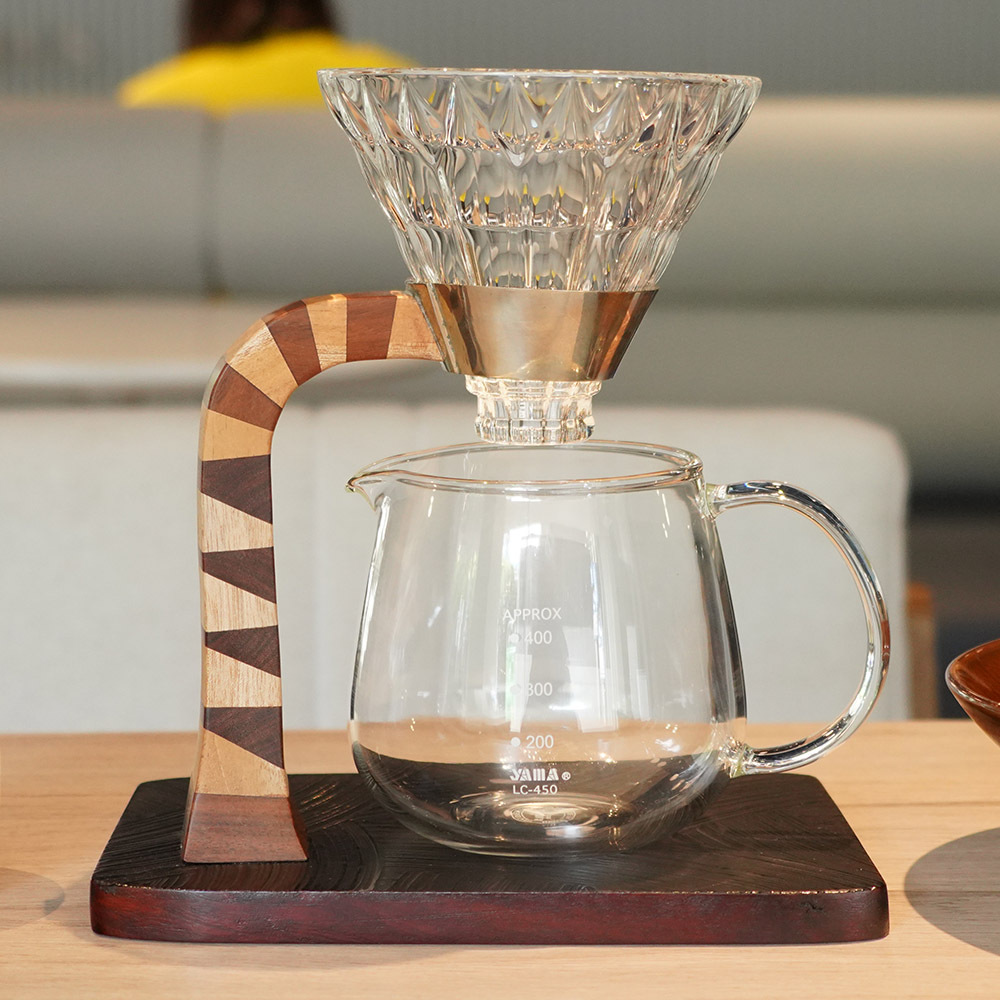 頂級 手沖咖啡器 精工之作、美學之最 工藝師純手工打造~小葉紫檀、生漆、紅壇檜木與鎳合金完美交錯結合藝術精品