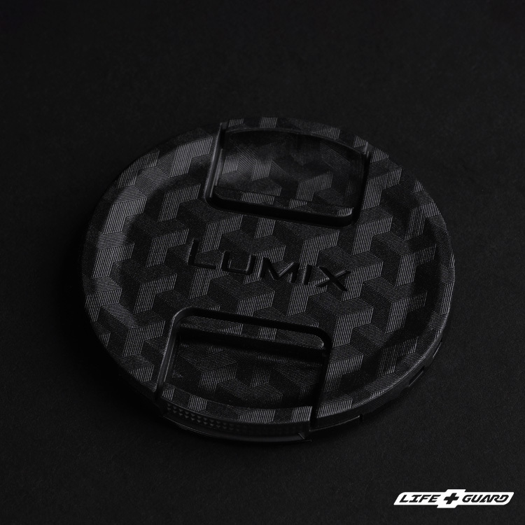 LIFE+GUARD 鏡頭貼膜安裝示意，適用 Panasonic LUMIX S 18mm F1.8