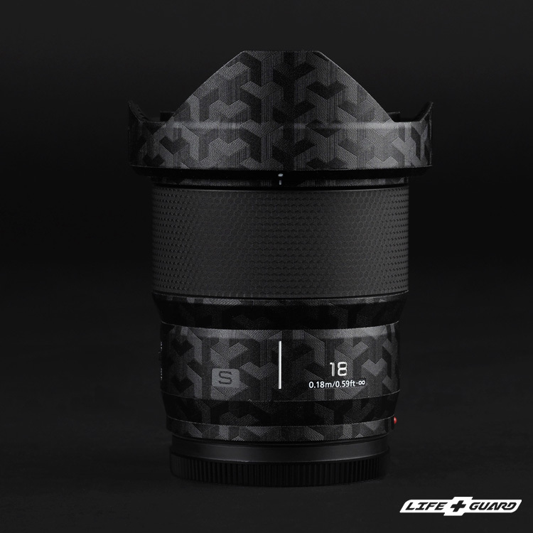 箭影黑貼膜質感特寫，LIFE+GUARD 設計風格