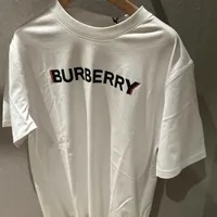 [S] BURBERRY ELLISON LOGO LETTERING GRAPHIC T-SHIRT,WHITE, 8078120100 (SB69)