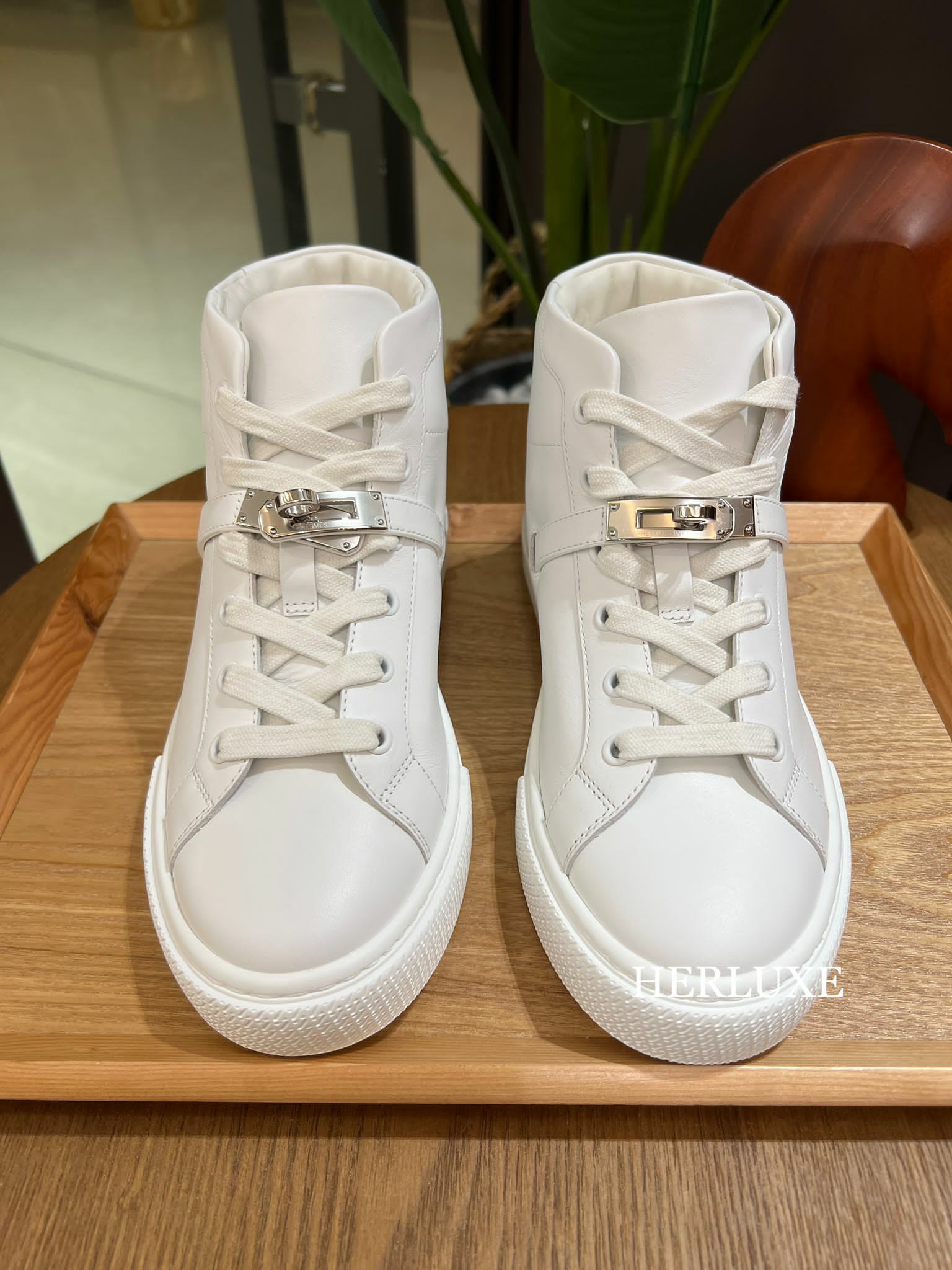 Daydream sneaker blanc  ( 可預訂鞋碼 )