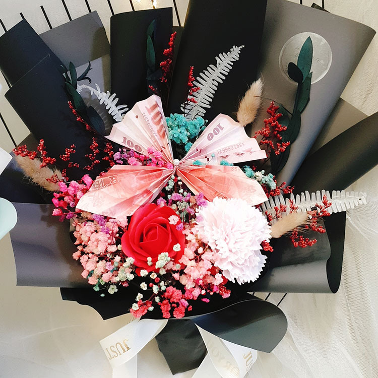 鈔票花束,新款鈔票花束蝴蝶造型鈔票花束,桃園花店,桃園花束,桃園幸福禮物,桃園婚禮小物幸福禮物