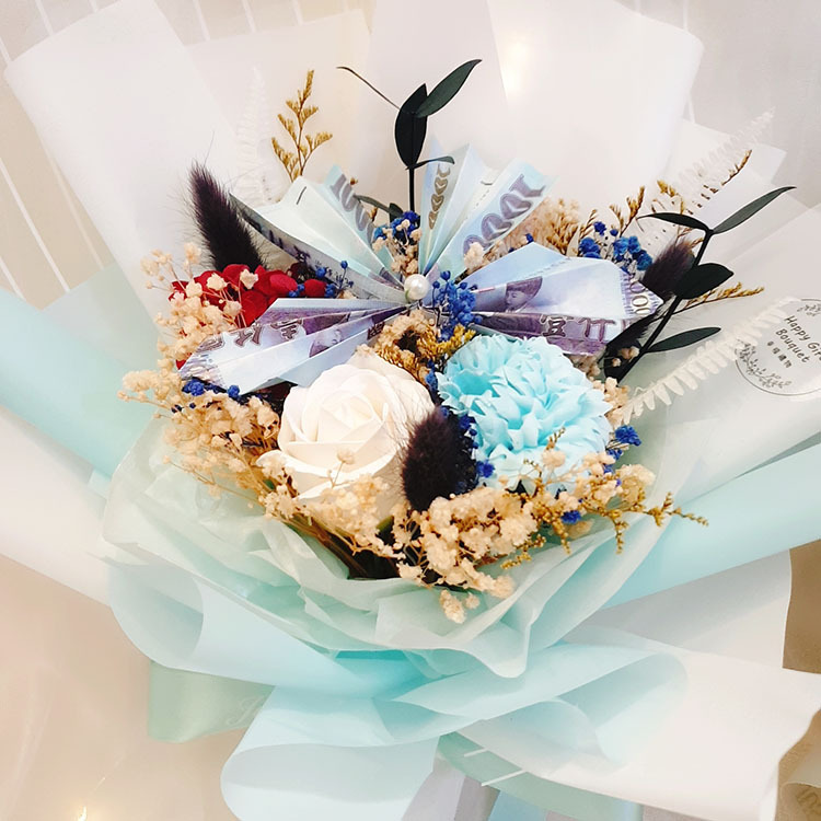 鈔票花束,新款鈔票花束蝴蝶造型鈔票花束,桃園花店,桃園花束,桃園幸福禮物,桃園婚禮小物幸福禮物