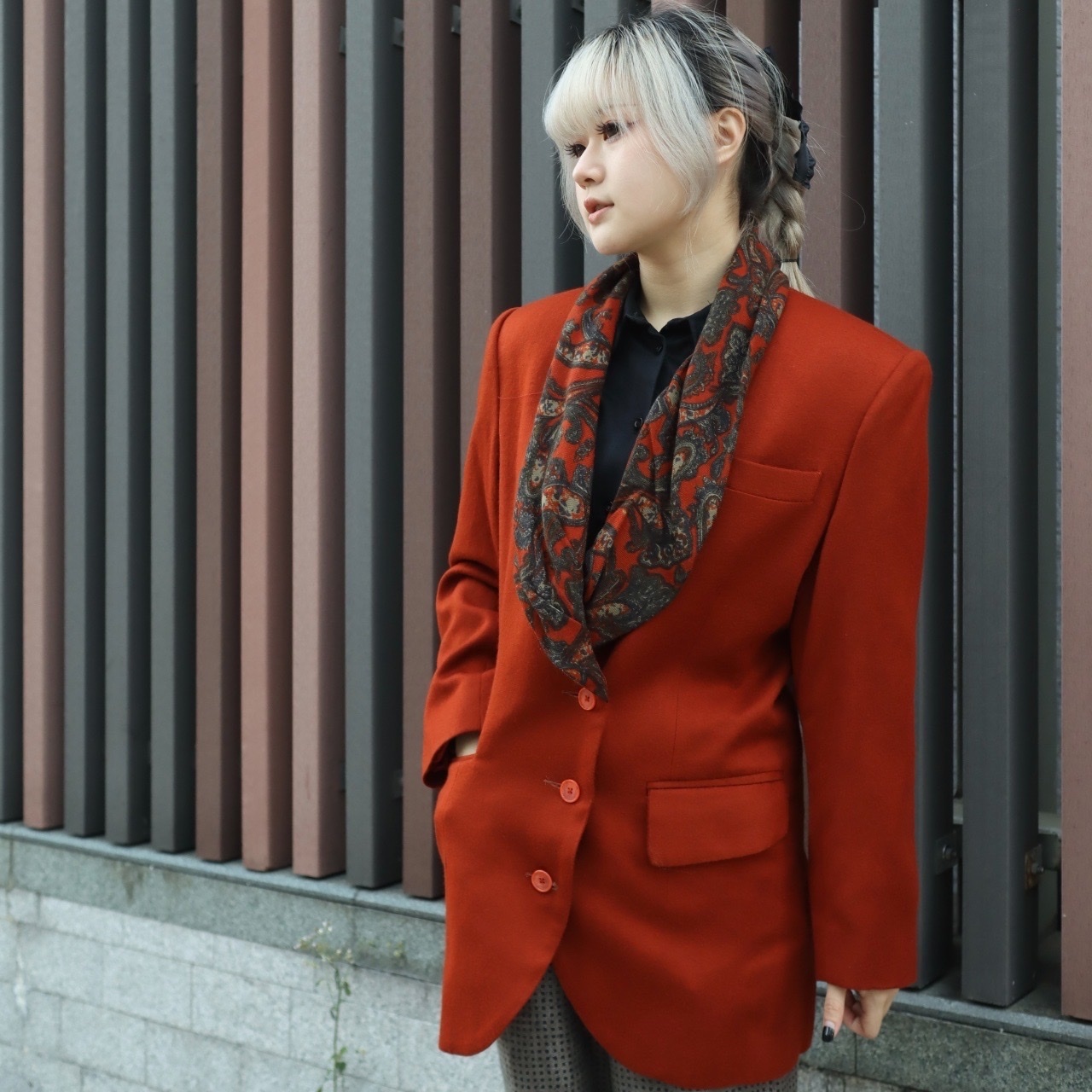 暗橙啡色腰果花青果領外套