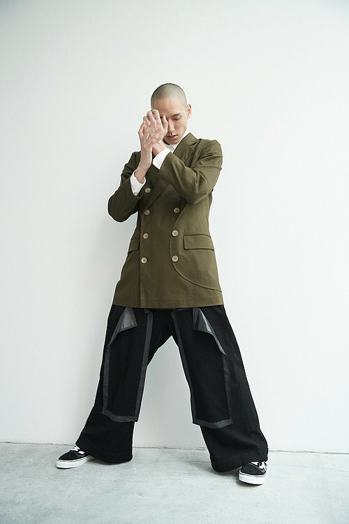 長口袋剪接寬褲