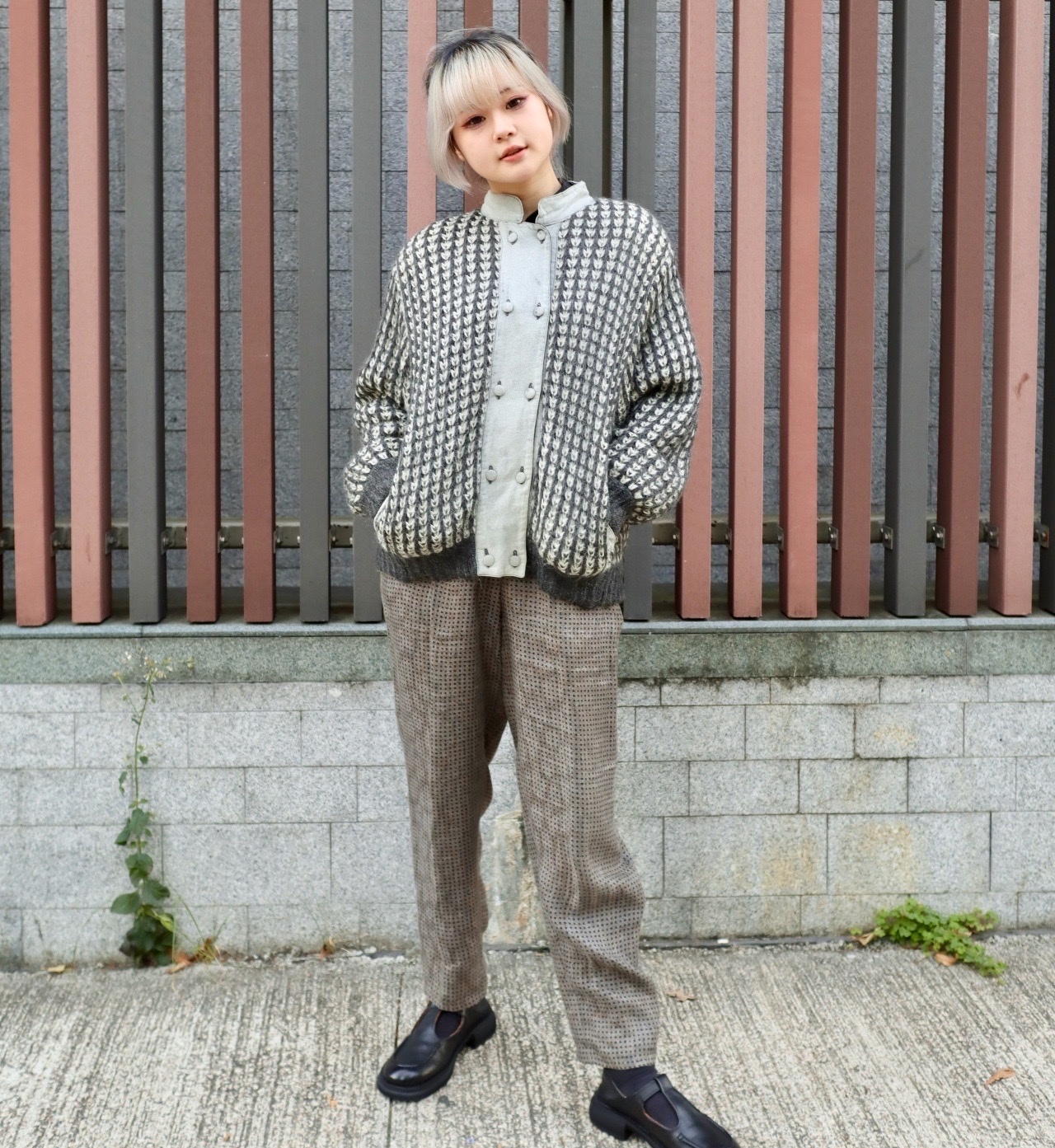 炭灰黑粗針織羊毛外套