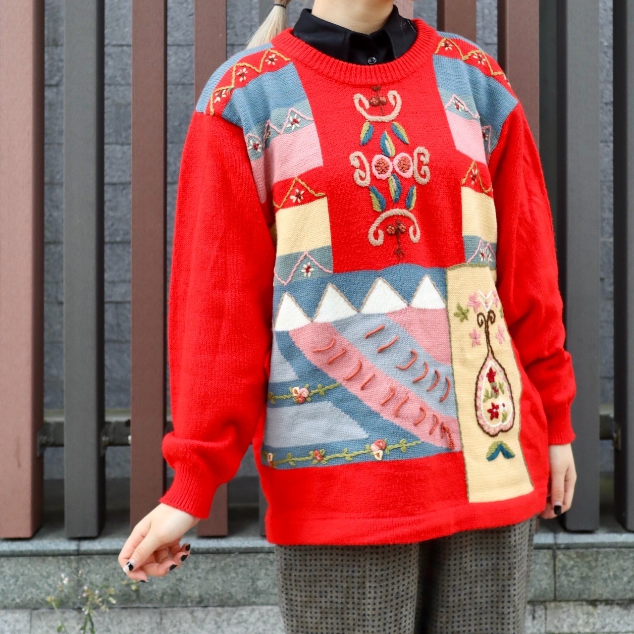 紅色可愛立體花卉刺繡毛衣