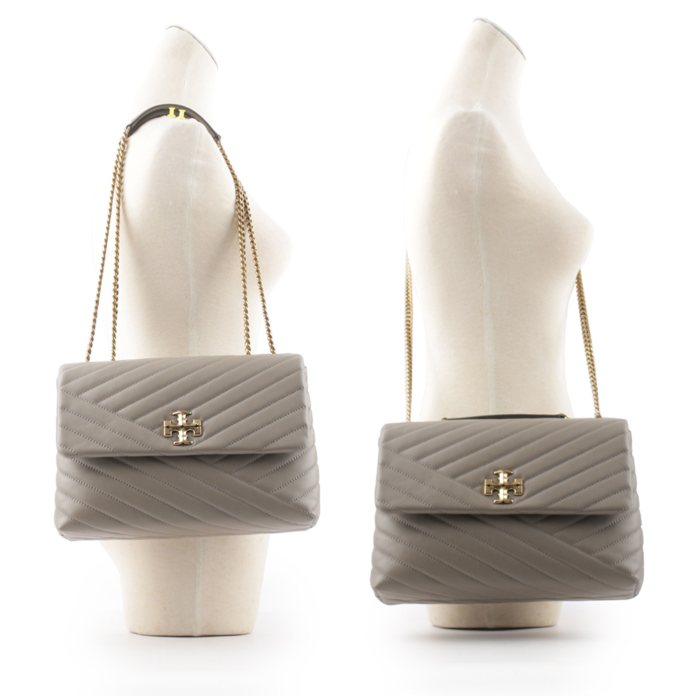【TORY BURCH】Kira 縫線設計翻蓋肩背/斜背鍊包(灰色) 90446 082