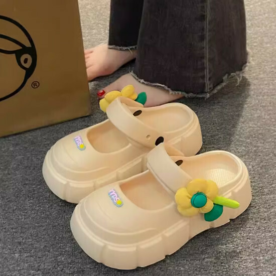 瑪麗珍洞洞鞋女涼拖鞋