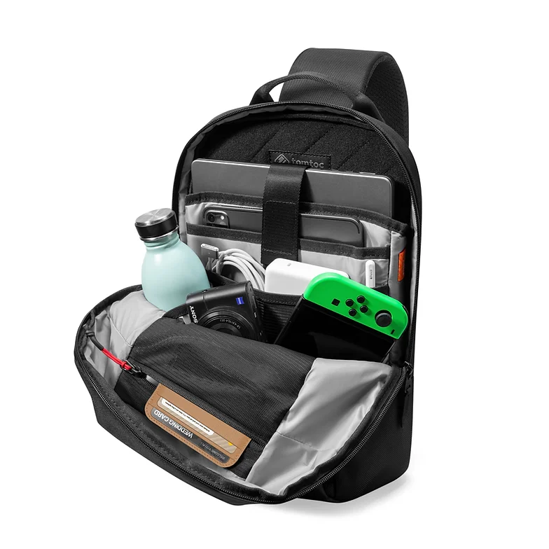 Tomtoc | 城市隨行輕量機能 斜肩包 黑 L