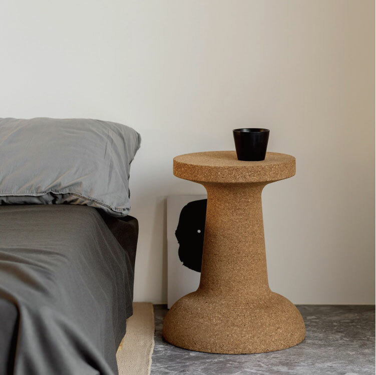 PUSHPIN Adult | 兩用軟木凳－邊桌 | 原色