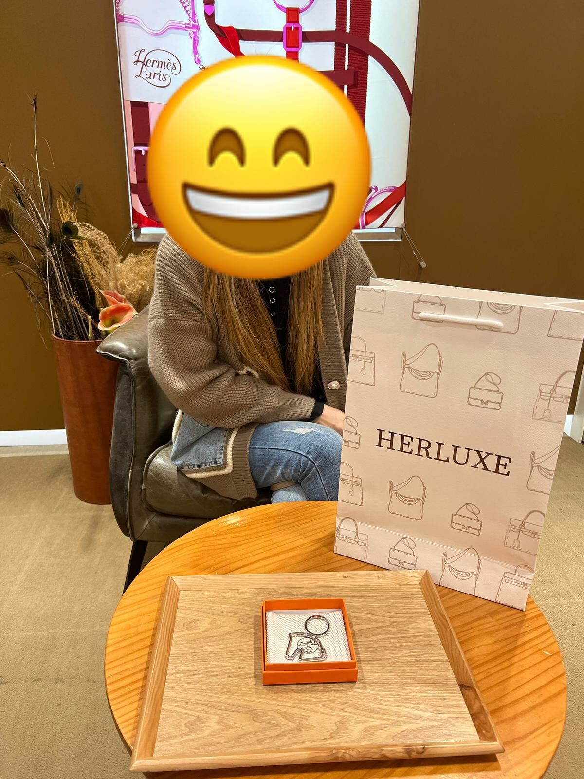 【 感謝支持 】熟客靚靚來店買咗鎖匙扣送比朋友🎊 仲表示對2424金金很有興趣❤️ 多謝你嘅支持🫶