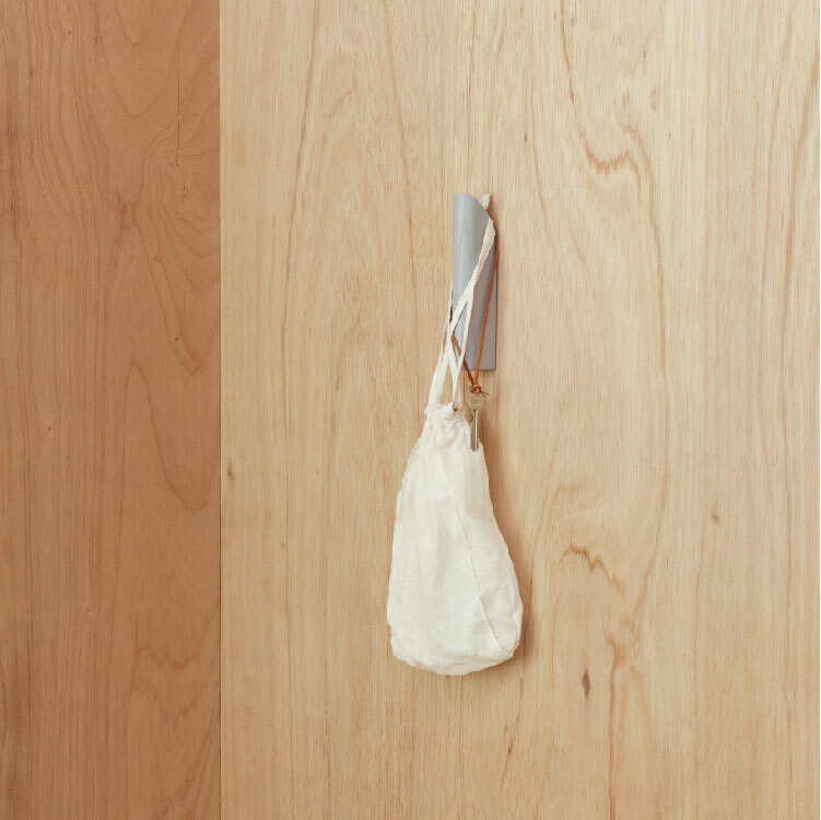 SLIDE Hook │ 白蠟木掛鉤 │ 灰色