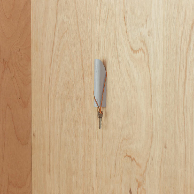 SLIDE Hook │ 白蠟木掛鉤 │ 灰色