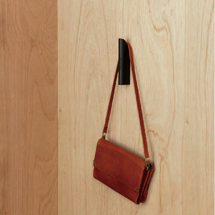 SLIDE Hook | 白蠟木掛鉤 | 黑色