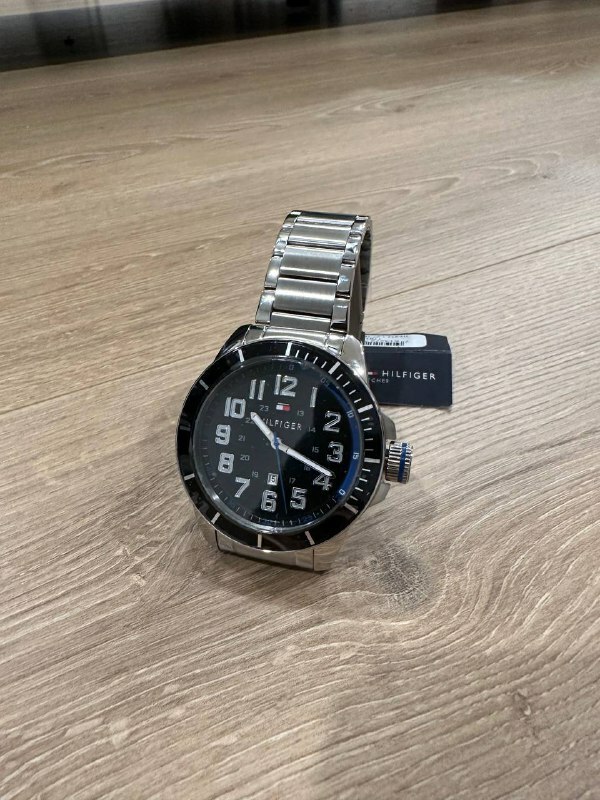 [S] TOMMY HILFIGER LUXURY WATCH HILFIGER 1791074 THREE-HAND STAINLESS STEEL WATCH,SILVER/BLACK, 885997128711 (STH531)