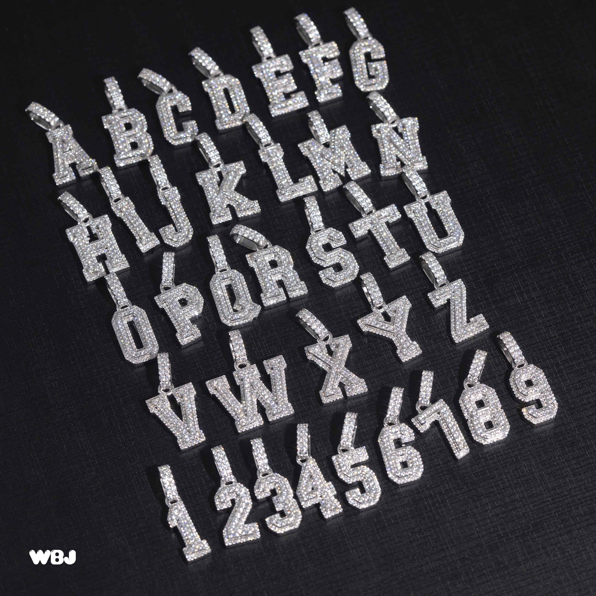 字母數字吊墜項鍊