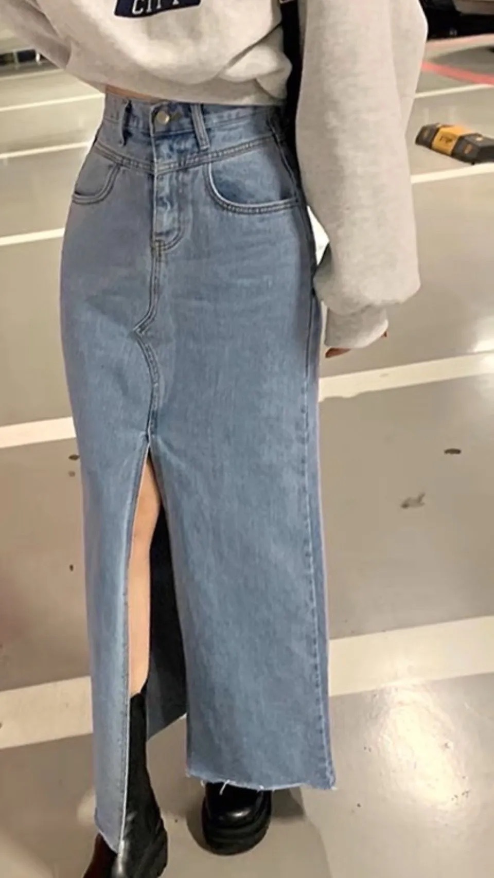 前開衩不收邊牛仔裙