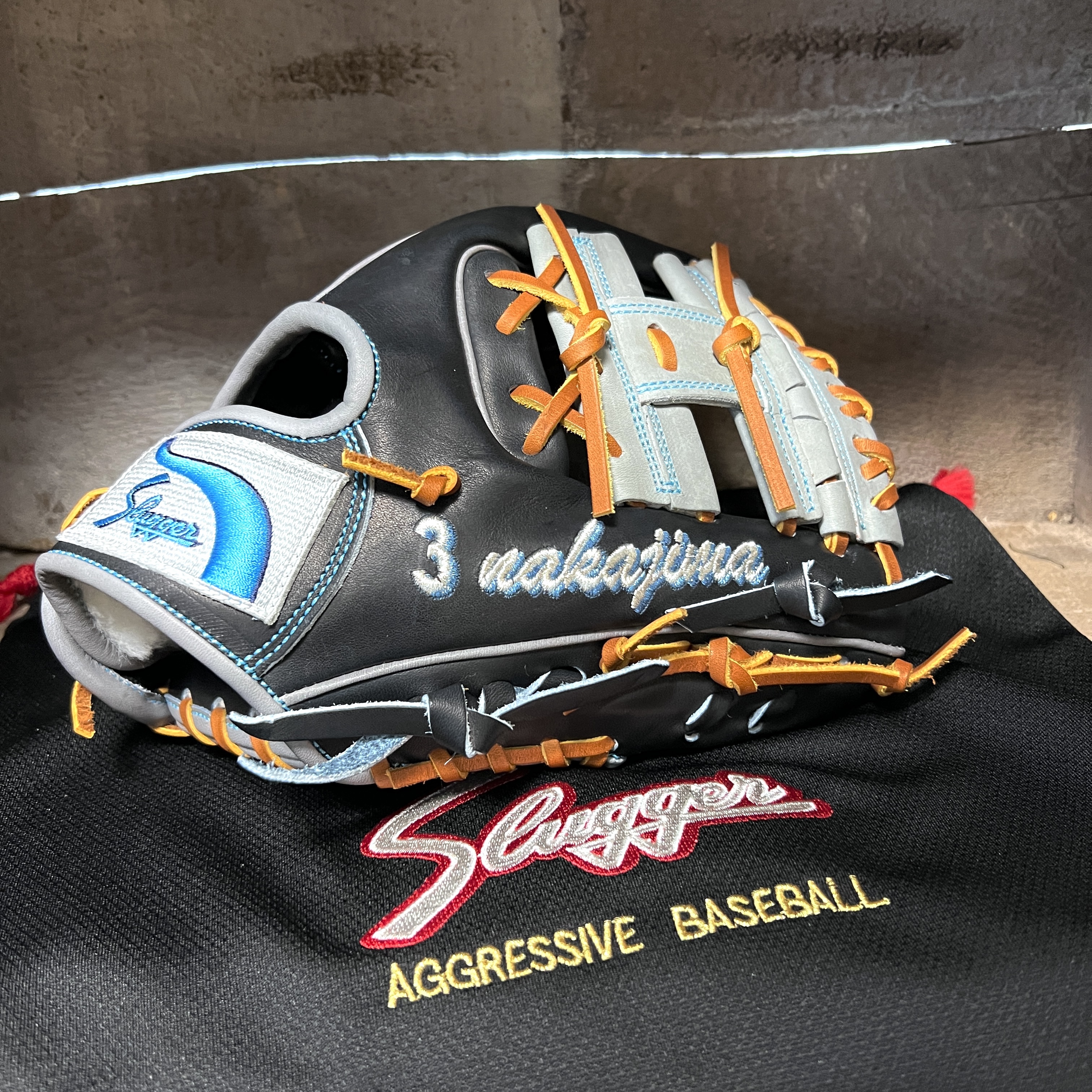 【照片分享】 久保田Sluggere 硬式内野 訂做手套 KSG-AR3