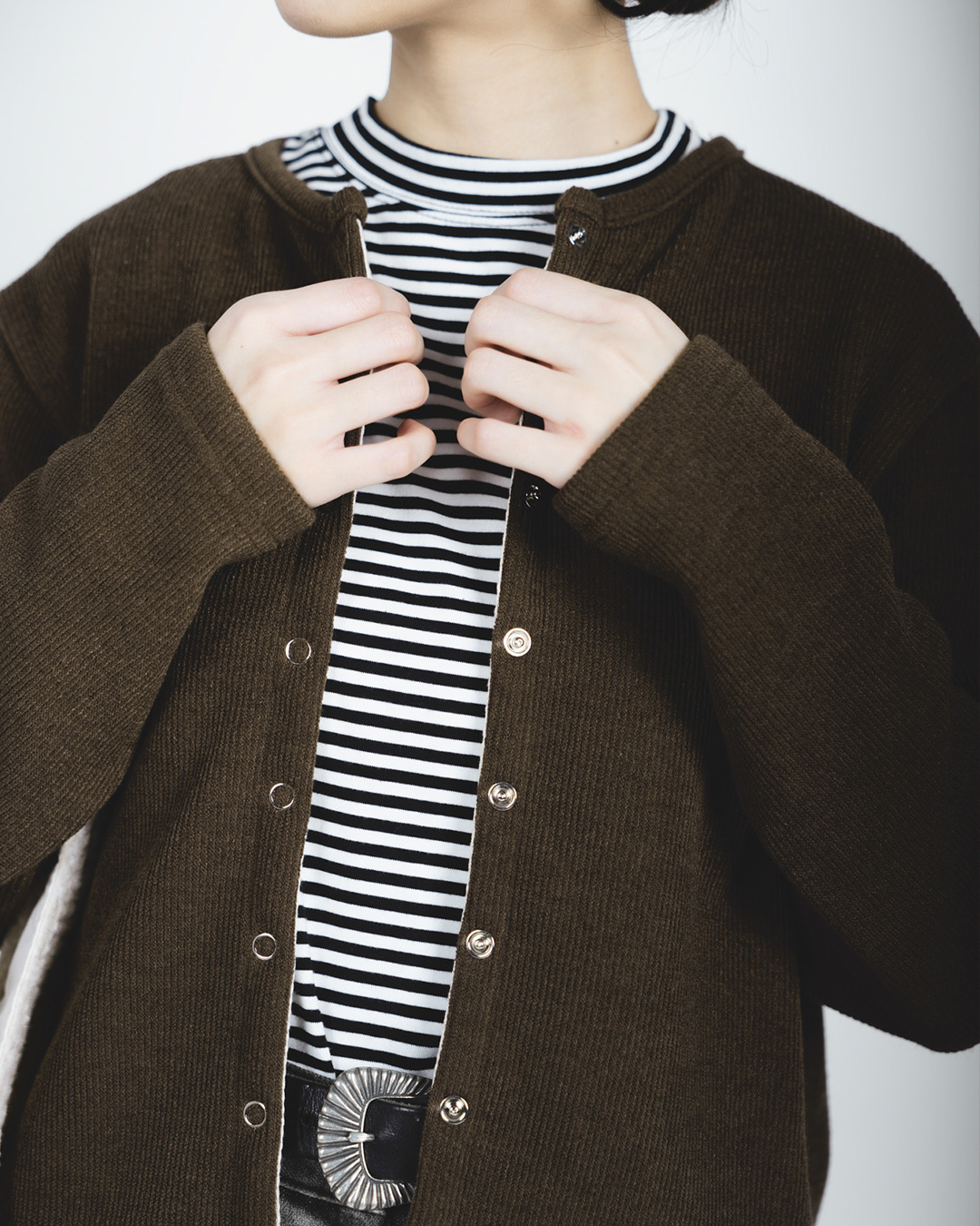 坑紋啪鈕長袖全開胸外套