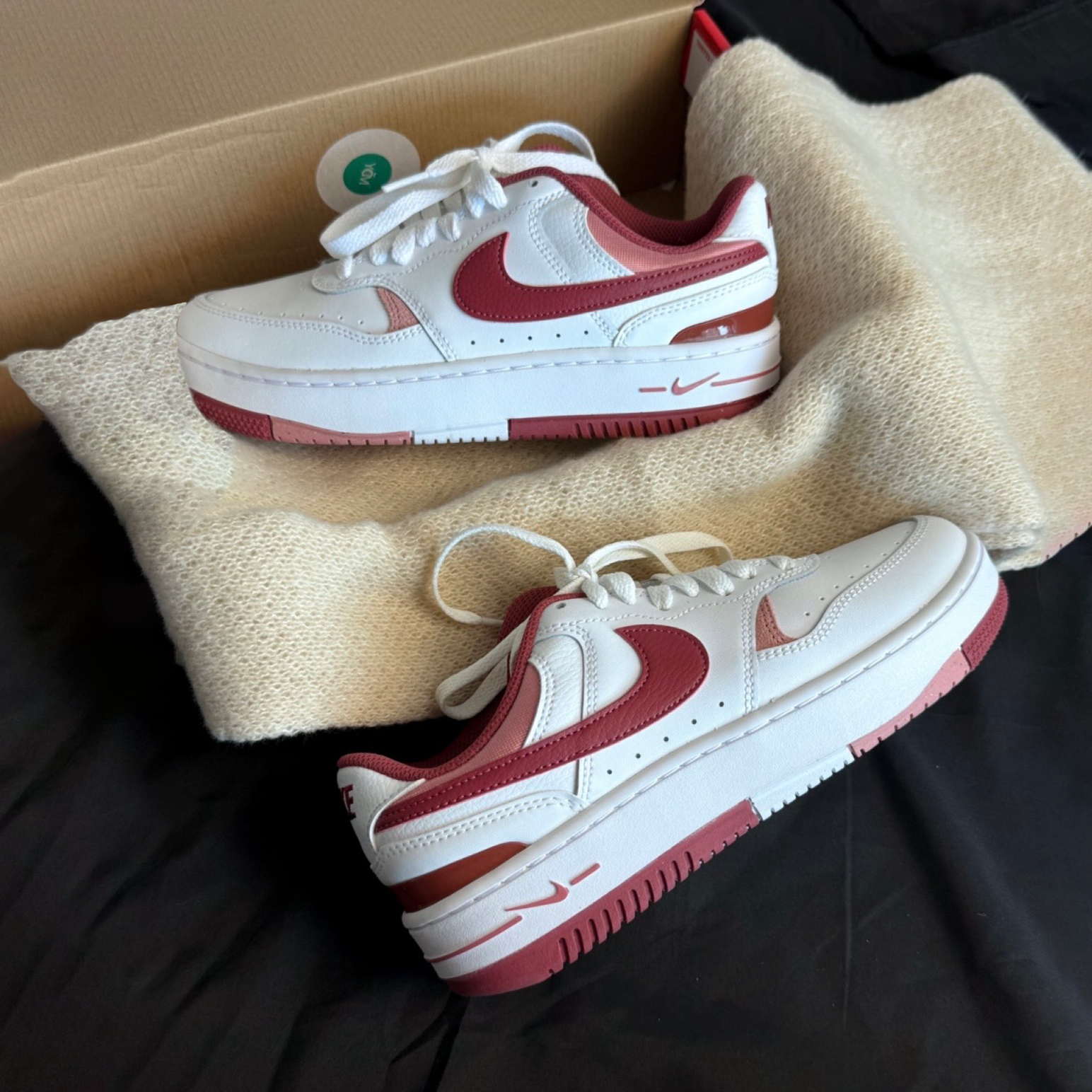 Nike Gamma Force 莓果奶霜 海外限定 FQ8877-100