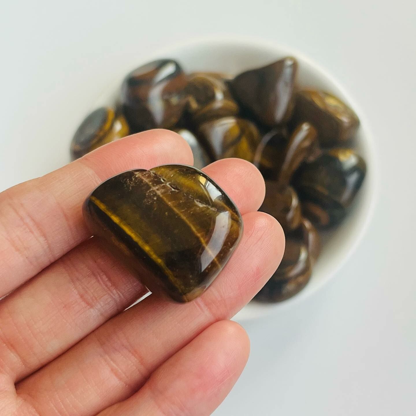 [原石] 虎眼石 水晶滾石