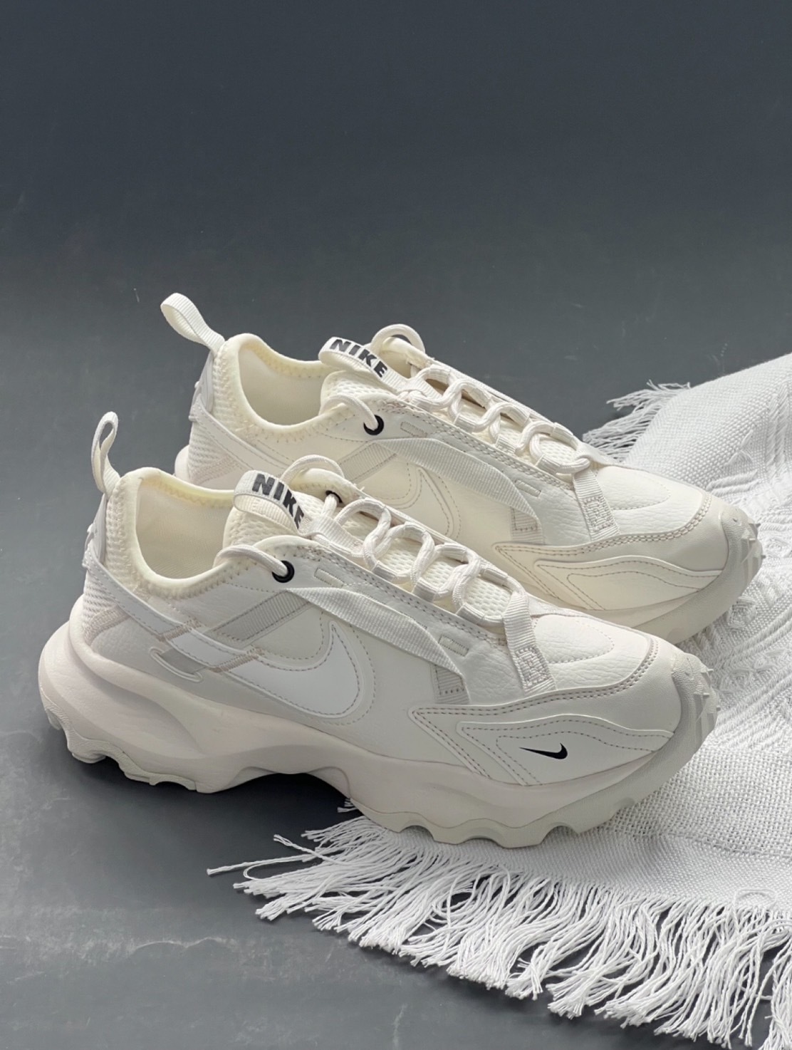 【NIKE】即將到貨 TC 7900 奶油復古老爹鞋