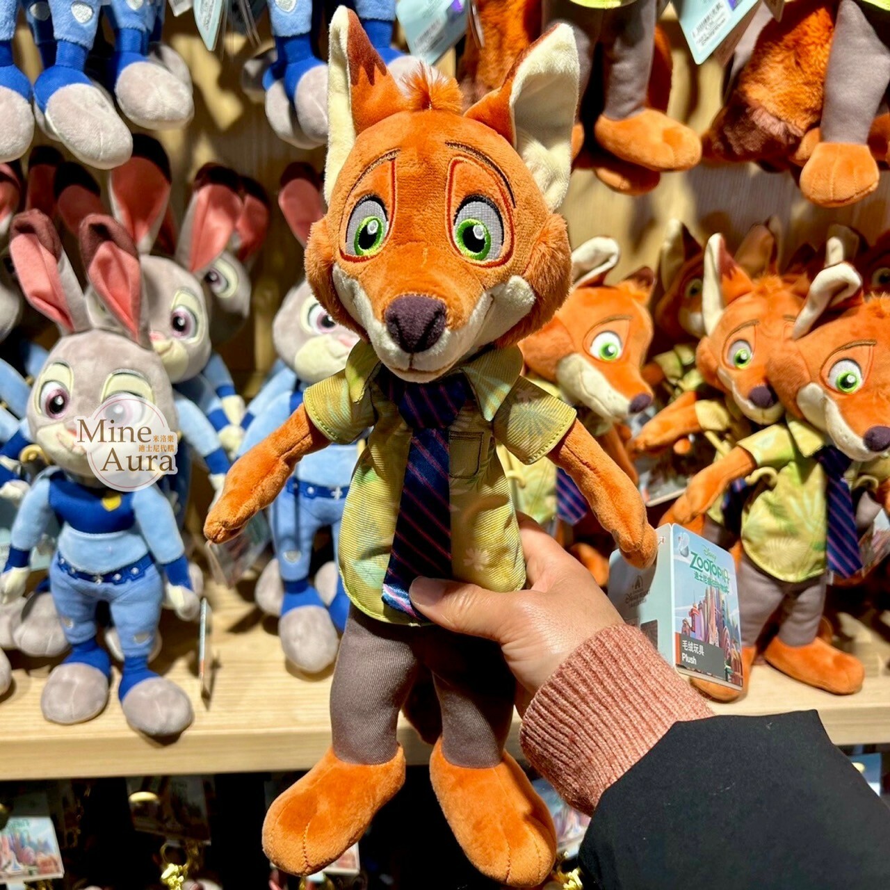 胡尼克 Nick 娃娃 玩偶 動物方城市 Zootopia -上海迪士尼樂園