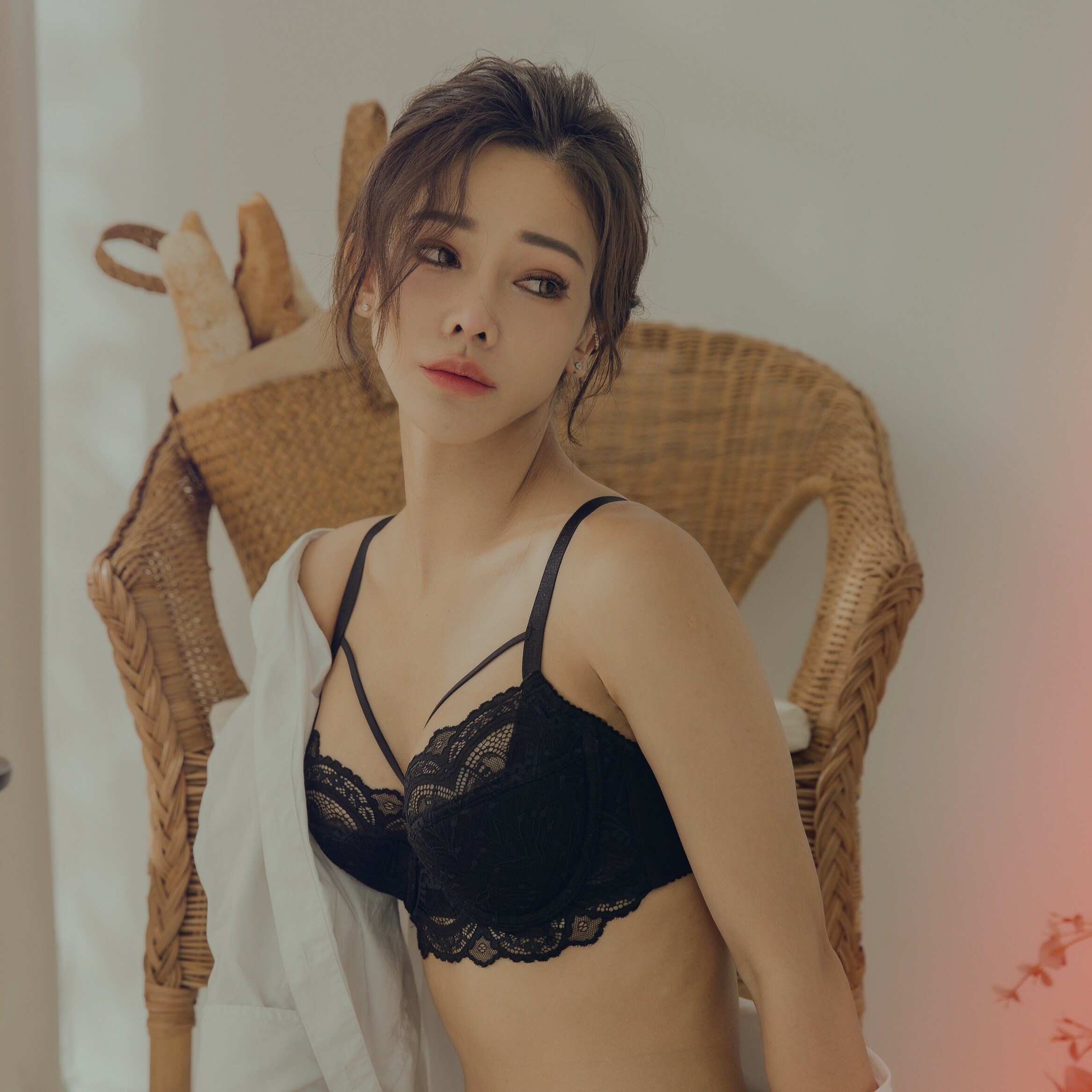 惹火界線。屬於你的法式浪漫。金妮分享-性感圓波穩定法式內衣。C.D.E.F罩