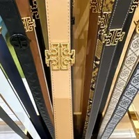 [S] TORY BURCH REVERSIBLE BRITTEN LOGO BELT 1 INCH,CLAM SHELL/TIRAMISU, 141739-099 (STB433)