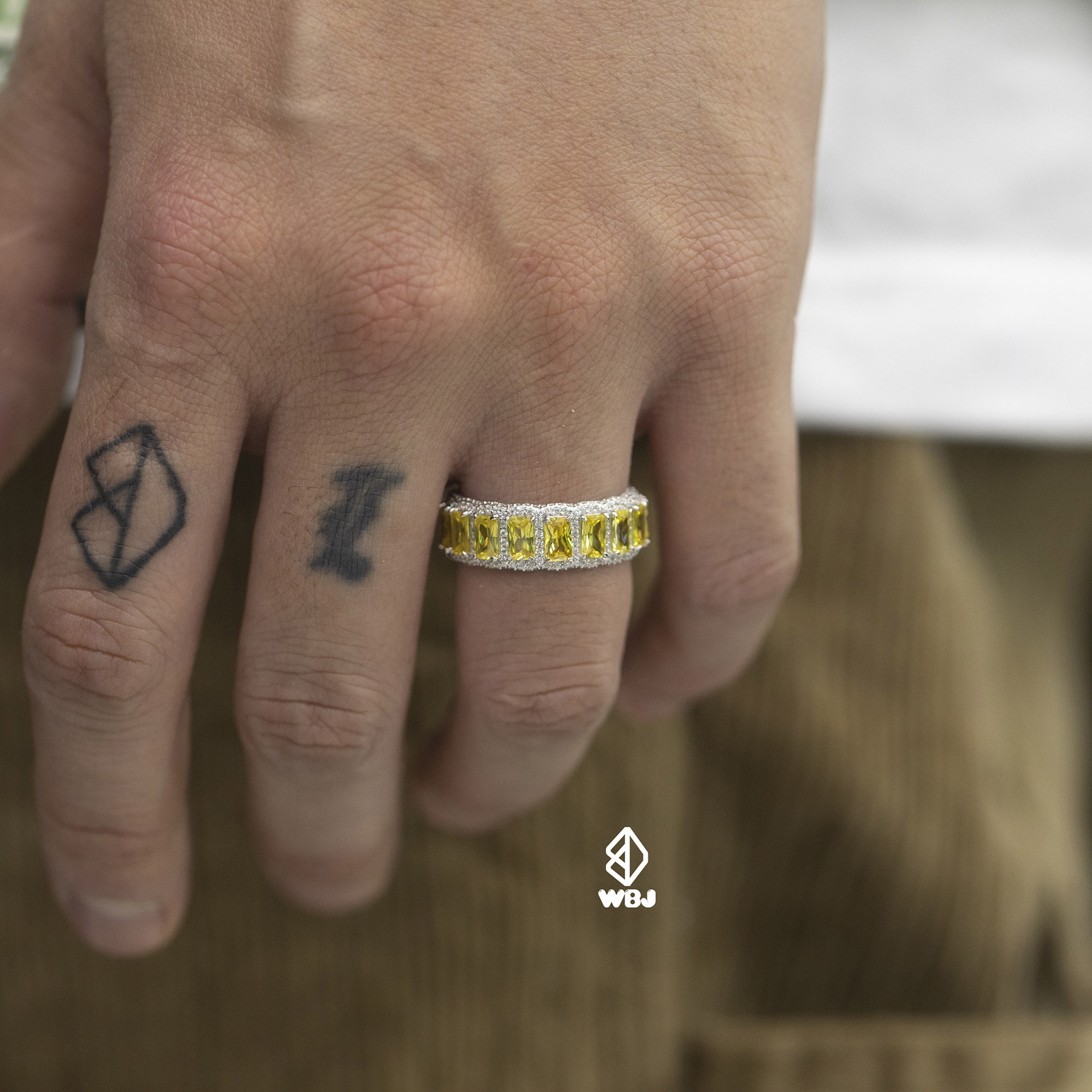 T方｜黃鑽滿圈戒指