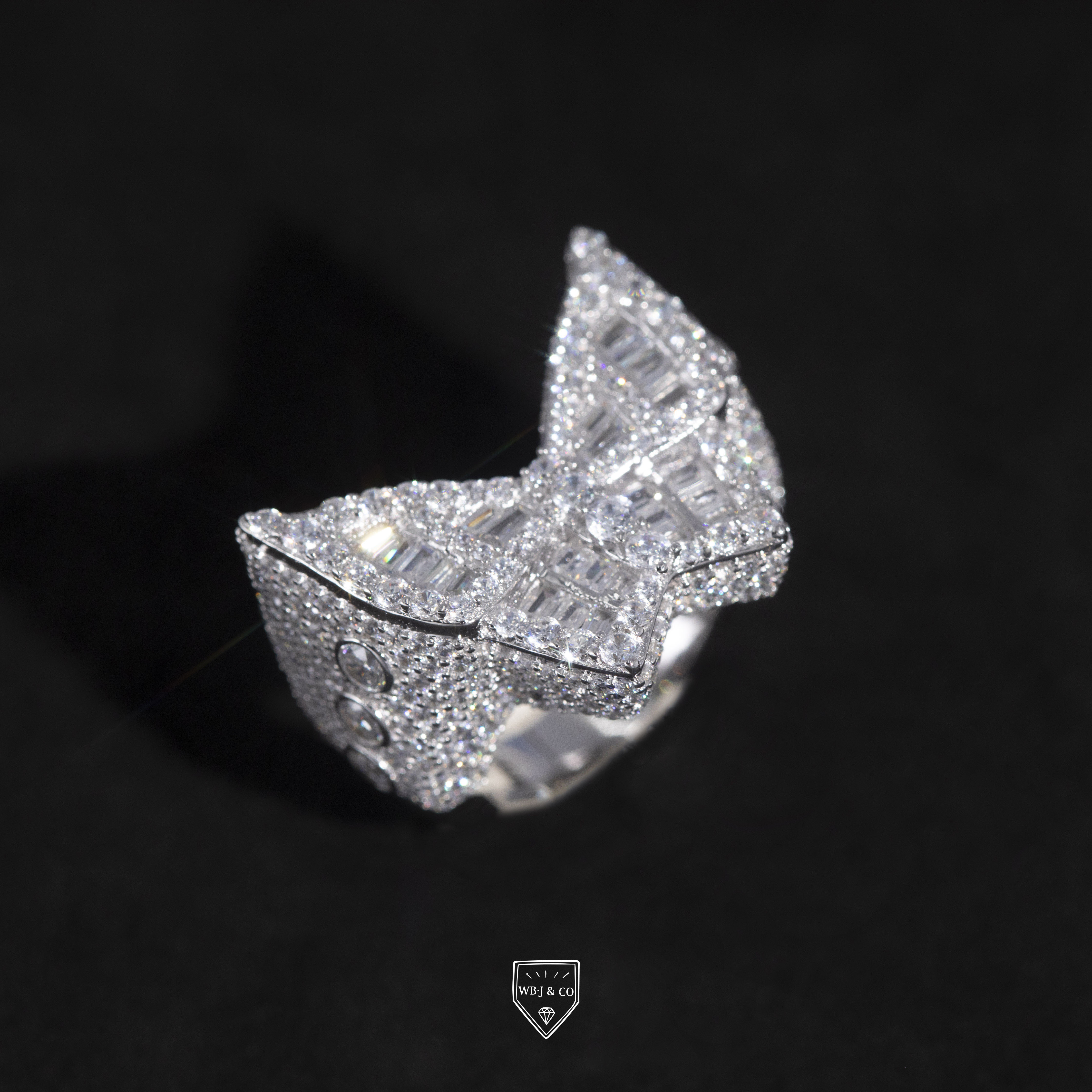 T方｜蝴蝶群鑲戒指